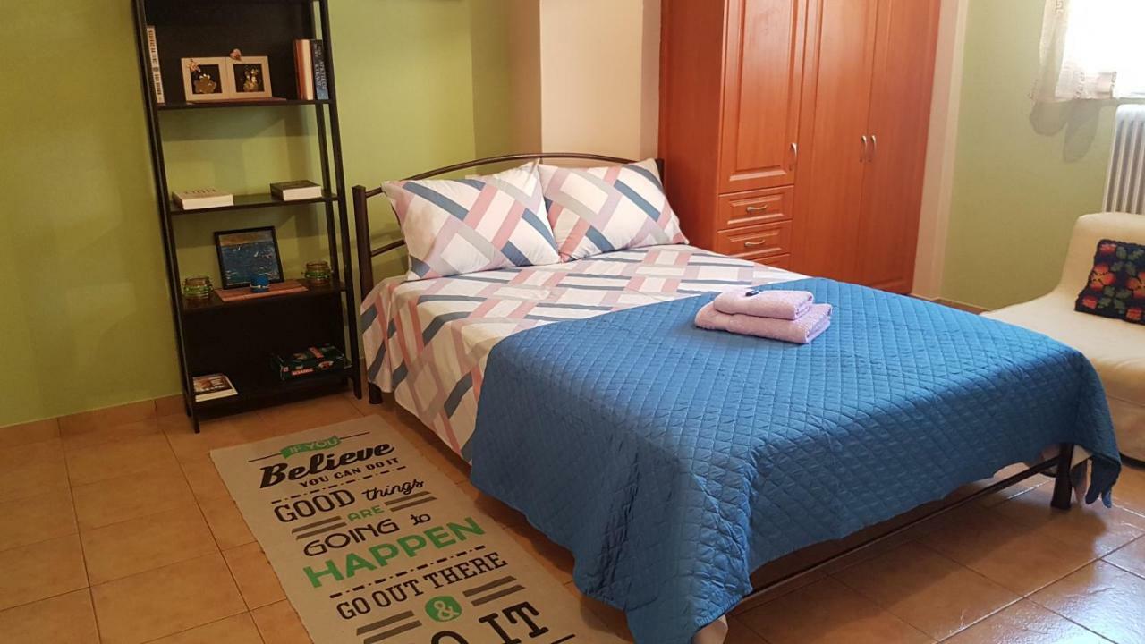 Cozy Loft Apartman Meszolóngi Kültér fotó