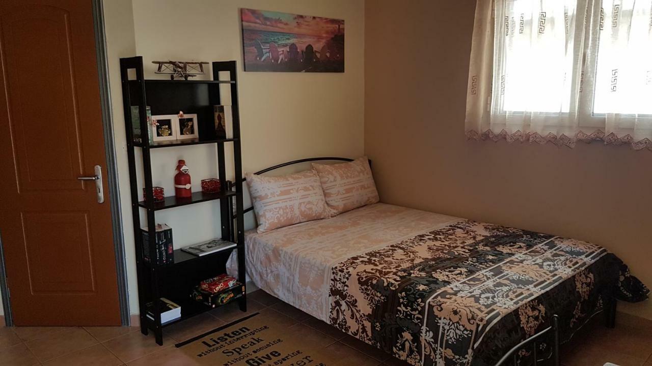 Cozy Loft Apartman Meszolóngi Kültér fotó