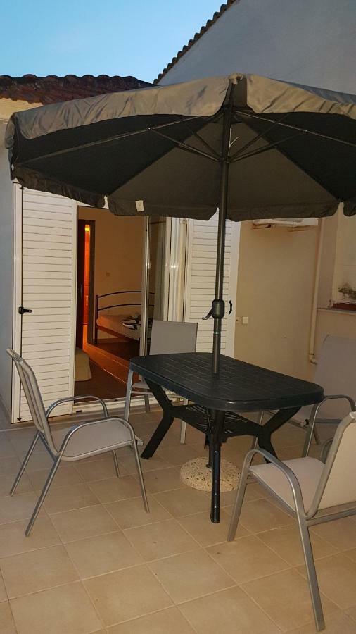 Cozy Loft Apartman Meszolóngi Kültér fotó