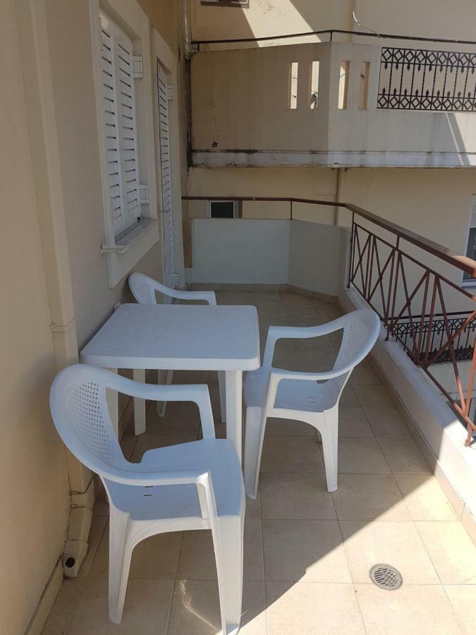 Cozy Loft Apartman Meszolóngi Kültér fotó