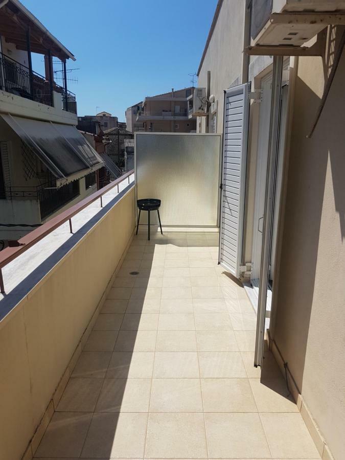 Cozy Loft Apartman Meszolóngi Kültér fotó