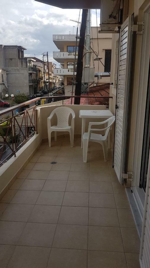 Cozy Loft Apartman Meszolóngi Kültér fotó