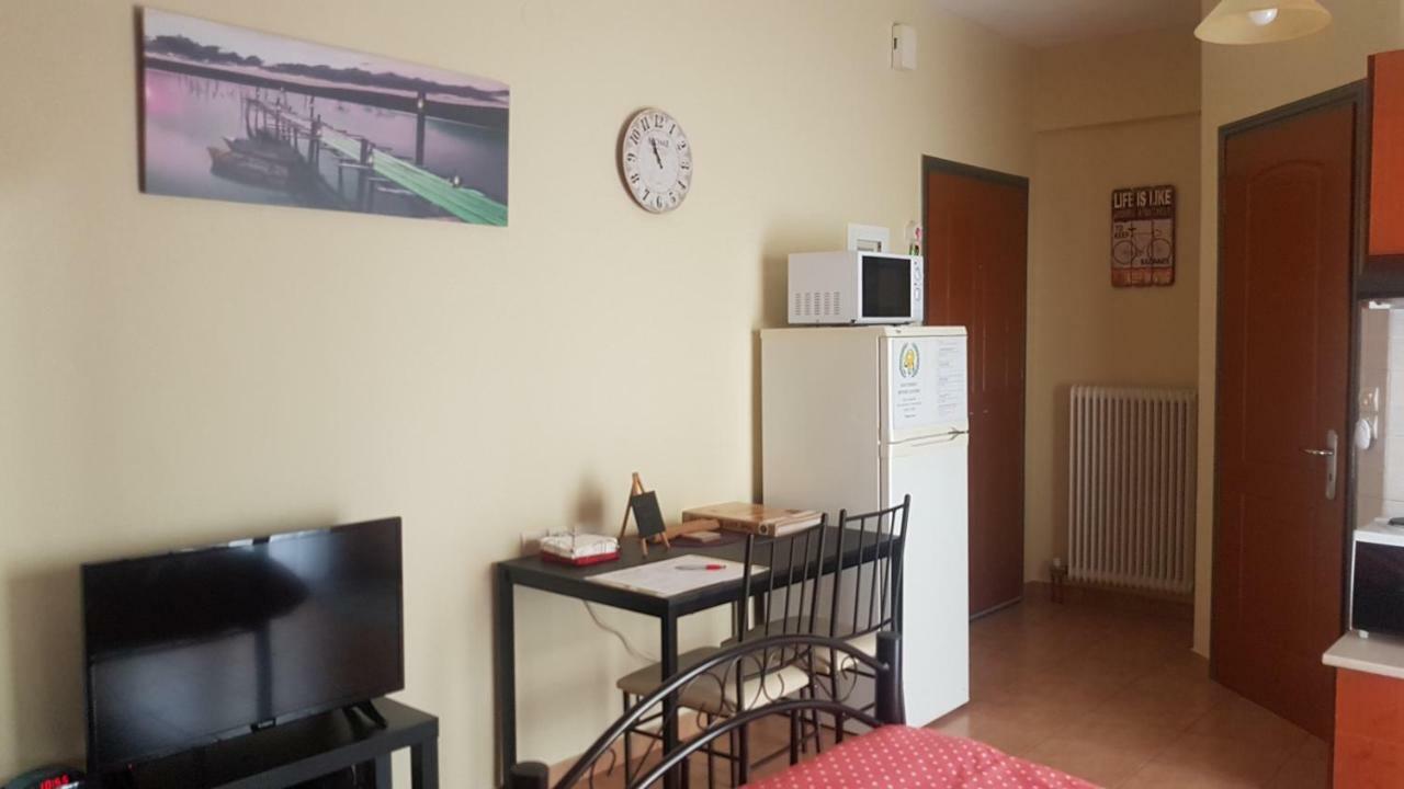 Cozy Loft Apartman Meszolóngi Kültér fotó
